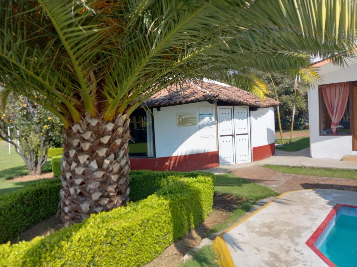 Hm Hotel El Rancho Las Margaritas فالي دي برافو المظهر الخارجي الصورة